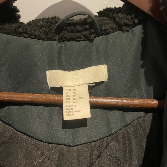 H&M coat - Picture 2 of 3